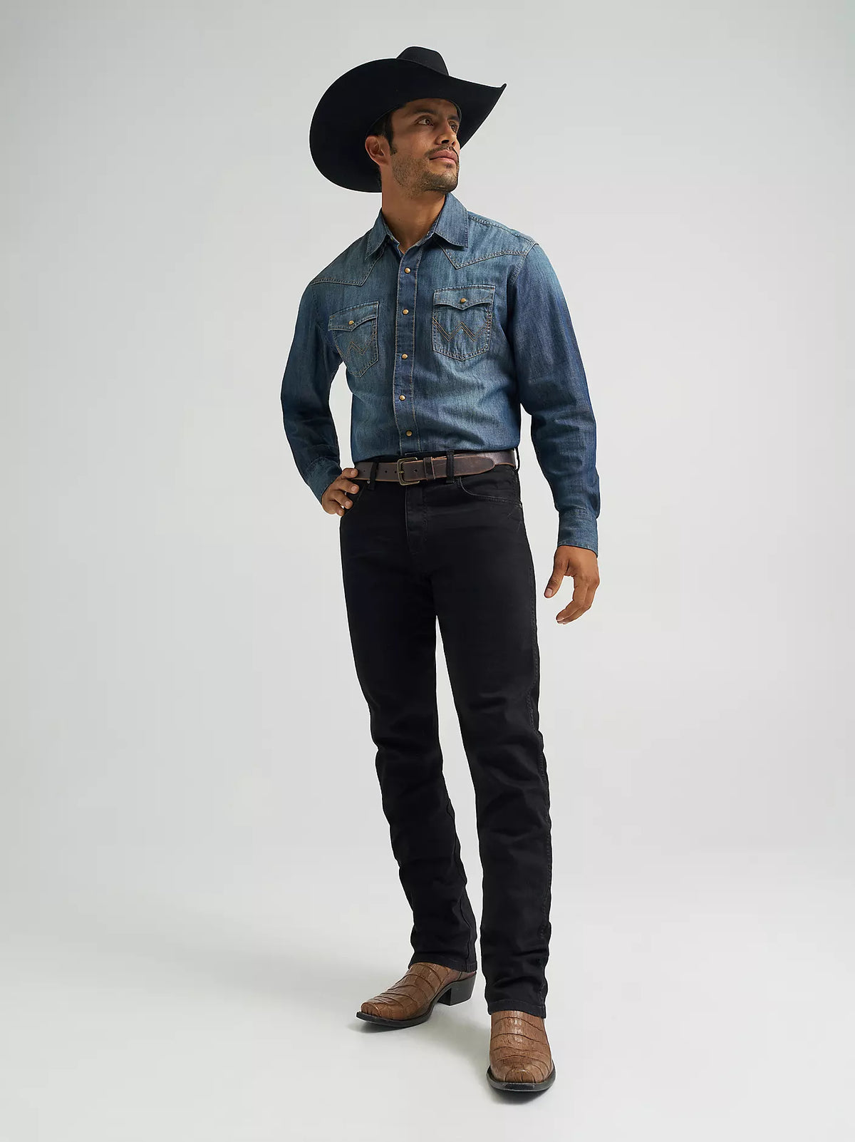 Wrangler - Men's  Retro Slim Straight Jeans - 112358240