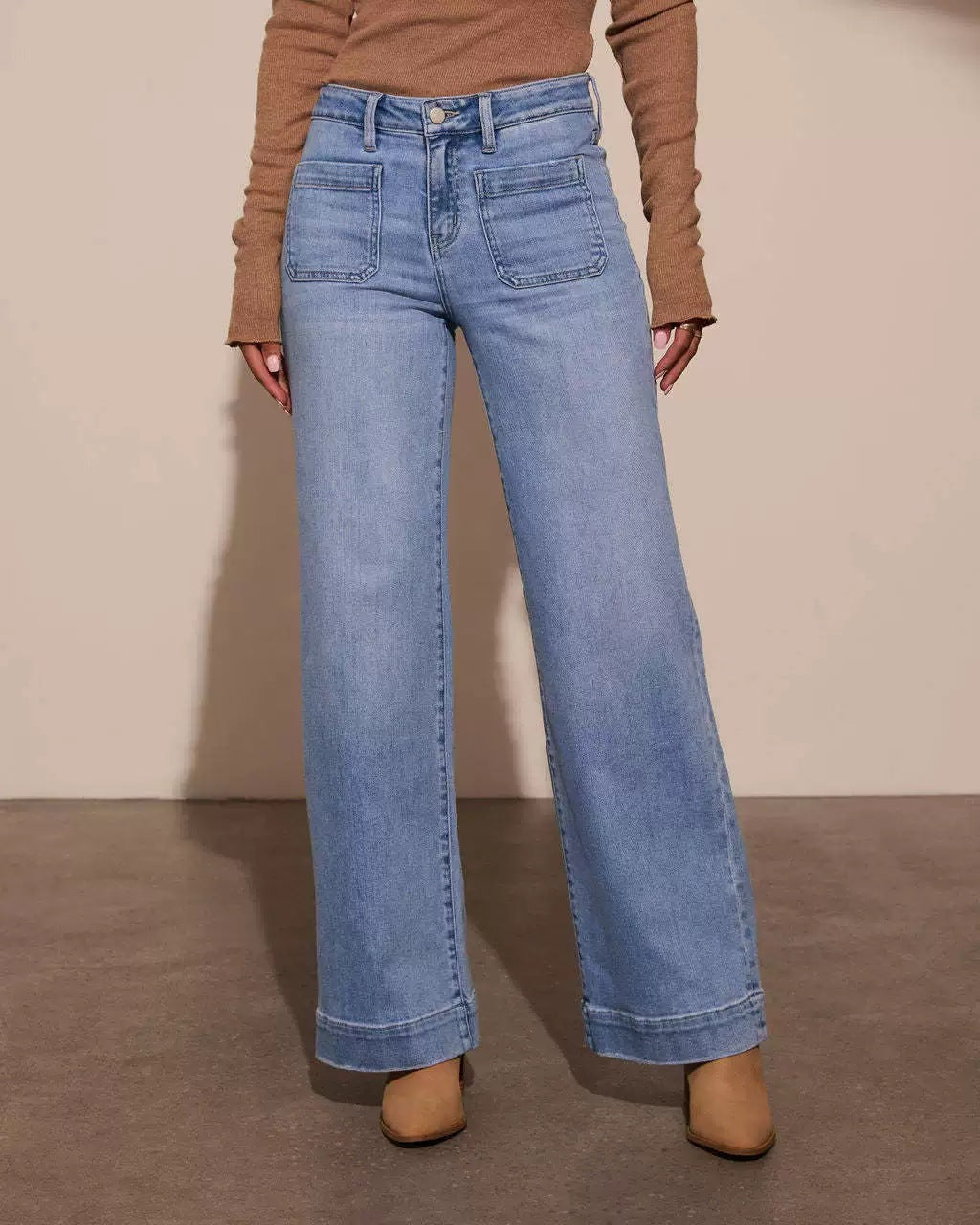 Women High-waisted jeans